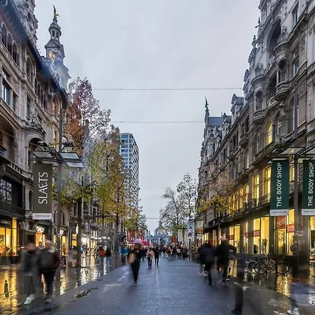 Pink Fairytale-like * Antwerp